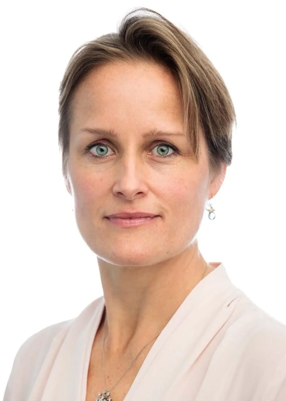 Неженская работа в девичьих руках: о назначении главой британской разведки Ми-6 женщины