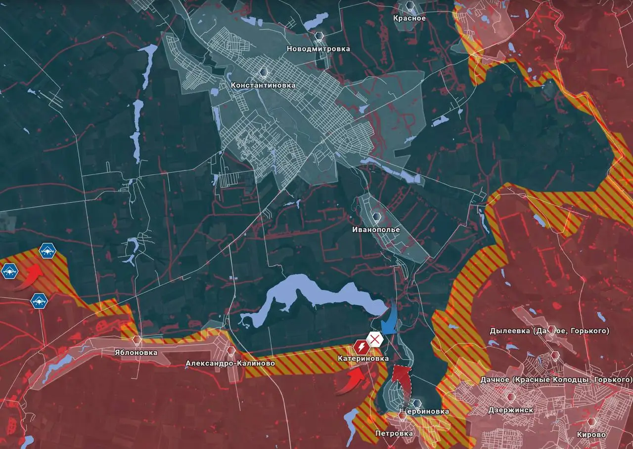 Прижать врага к воде