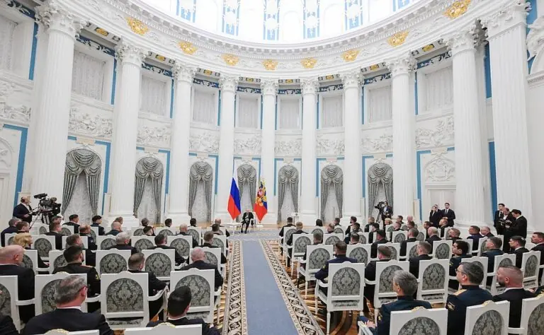 Кадровый лифт